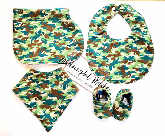 Camo camouflage gecko animal dinosaur baby set, baby bib, bib bandana, burp cloth, baby shoes baby mocs, toddler child Bib. Midnight Made