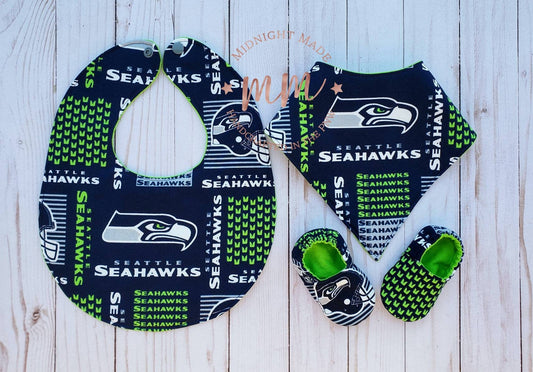 Seahawks reversible baby set, baby bib, bib bandana, baby shoes baby mocs, toddler children's Bib. Midnight Made